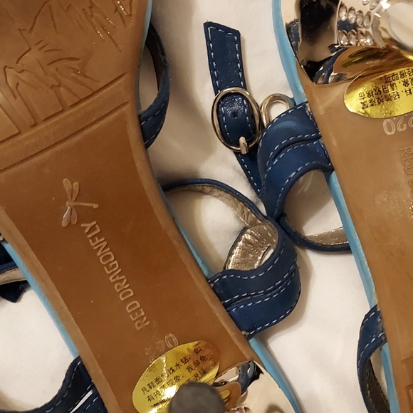 Red dragonfly heel Shoes - Picture 6 of 7